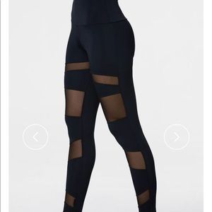 Onzie Bondage black high waisted legging